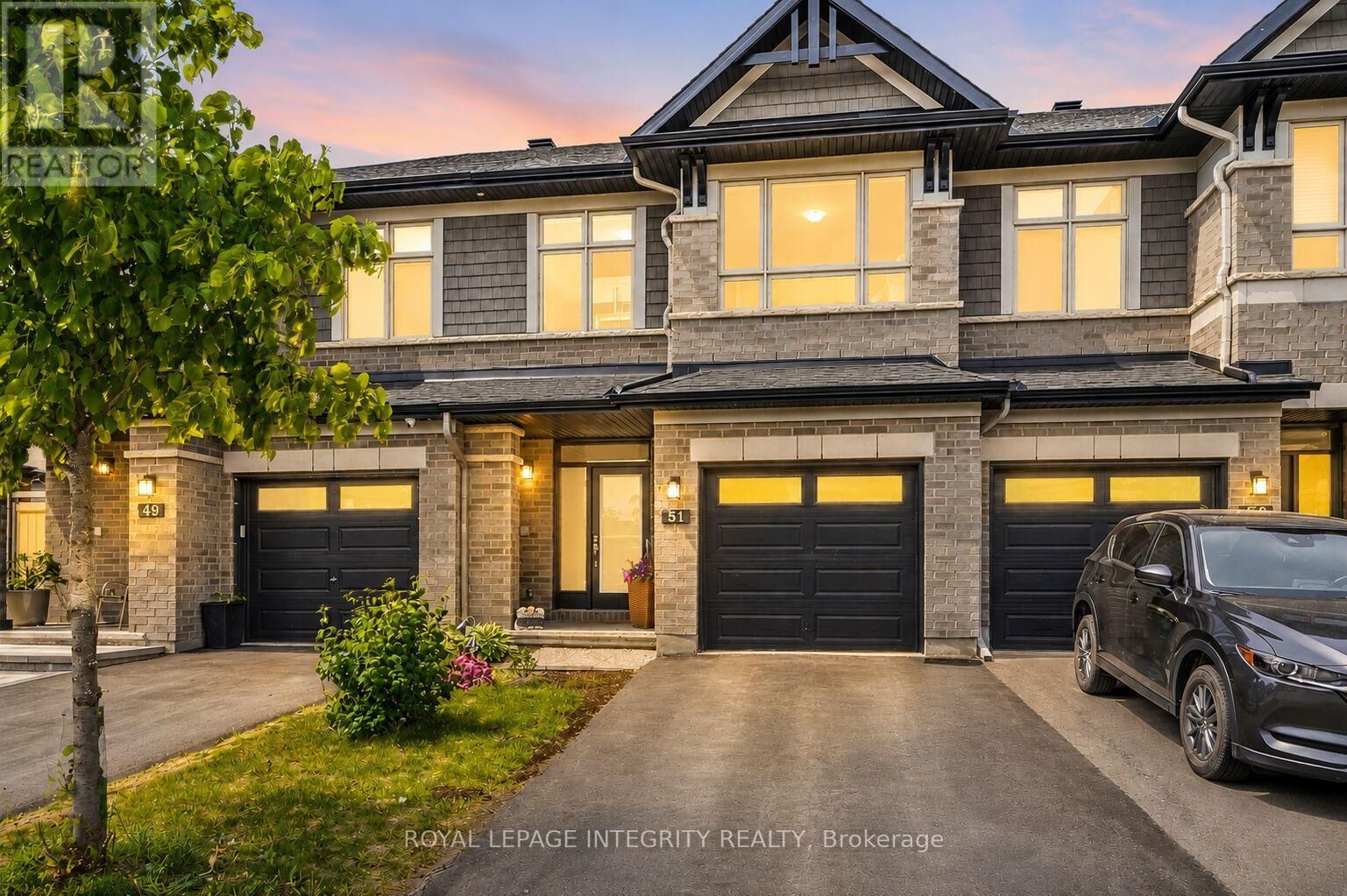 Property Photo:  51 Bergschrund Walk  ON K1W 0P9 