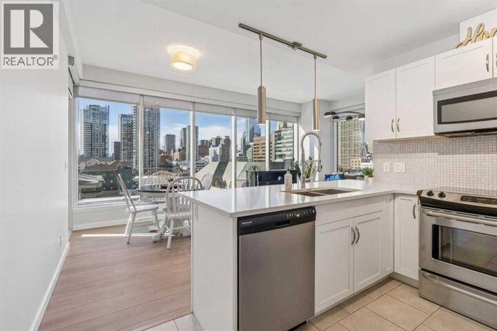 Property Photo:  1320 1 Street Southeast  AB T2G 0G8 
