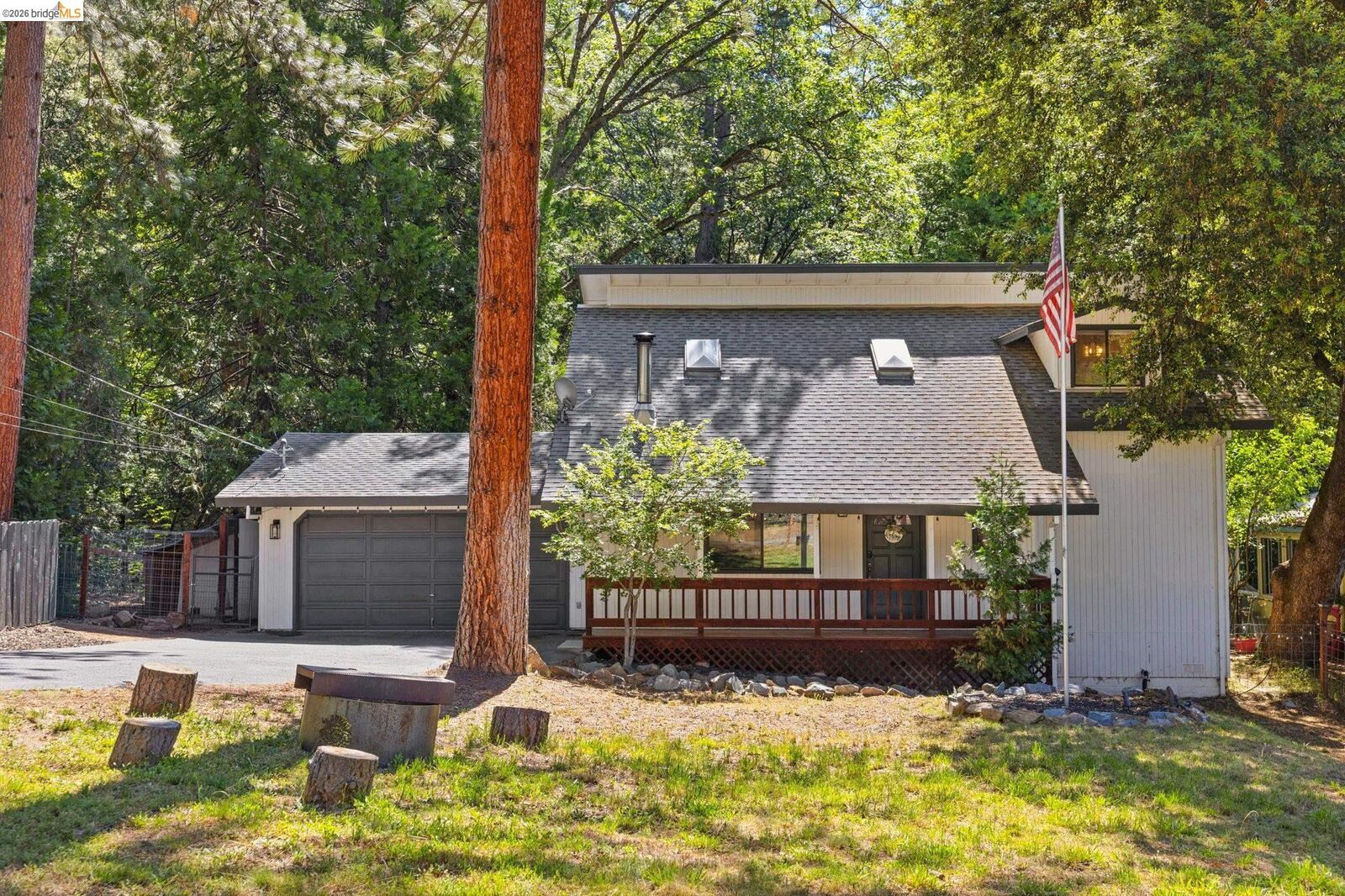 Property Photo:  22255 W Crystal Falls Ct  CA 95370 
