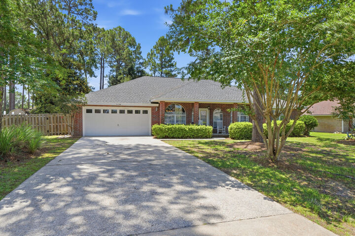 Property Photo: 7199 Riverview Street FL 32566