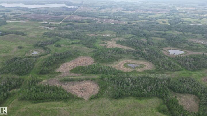 Photo de la propriété:  Twp 412  AB T4L 0J6 