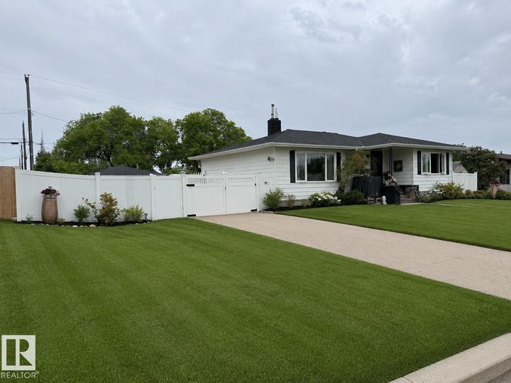 Property Photo: 10912 50 Street NW AB T6A 2E8