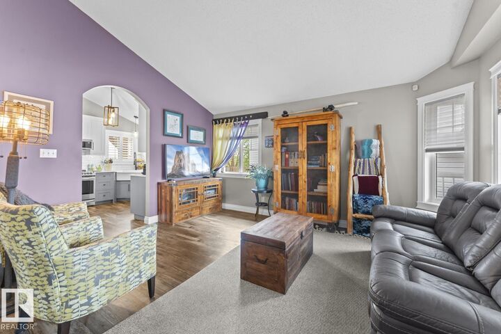 Property Photo:  13 Sammut Place  AB T9M 1L5 