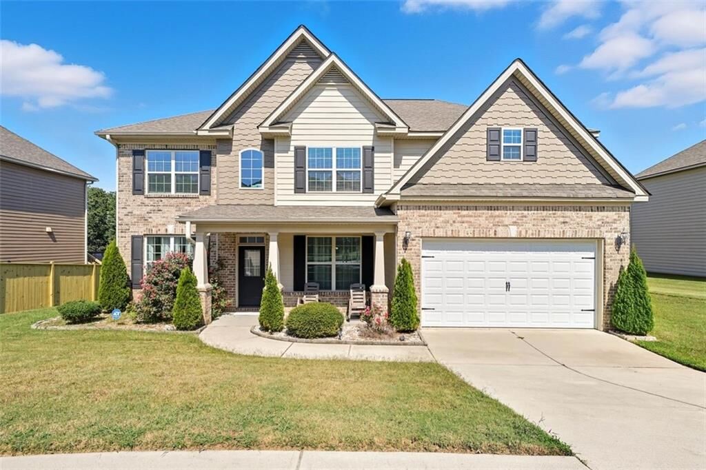 Property Photo:  1132 Cotton Oak Drive  GA 30045 