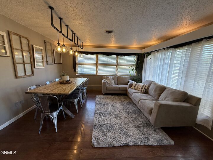 Property Photo:  312 E St S  ND 58631 