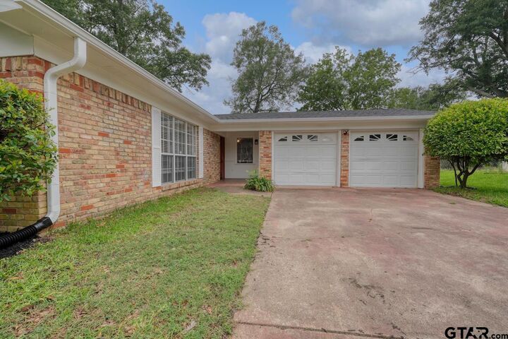 Property Photo:  2529 Shenandoah Drive  TX 75701 