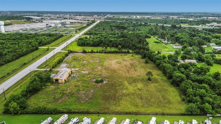 Property Photo:  4011 Fm 2004 Road  TX 77568 