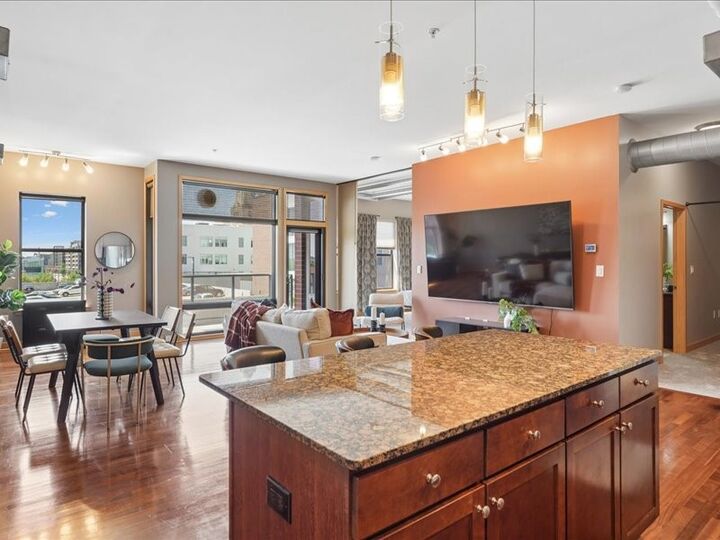 Property Photo: 119 4th Street 403 IA 50309