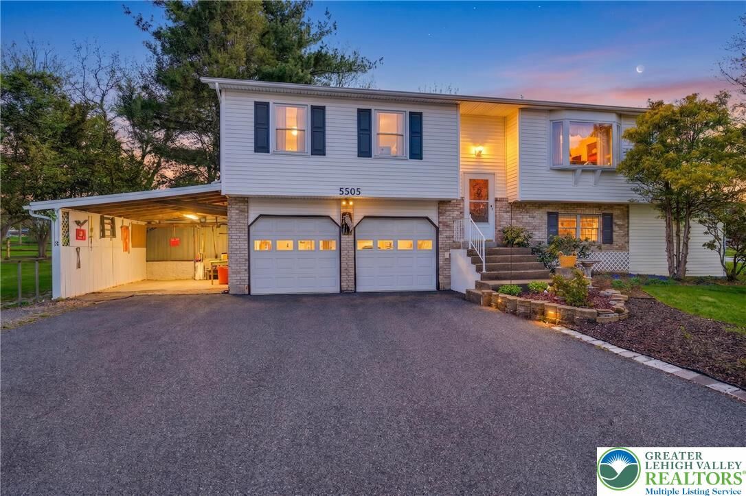 Property Photo:  5505 Monocacy Drive  PA 18017 