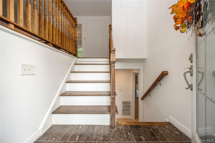 Property Photo:  11 Guterl Terrace  NY 10965 