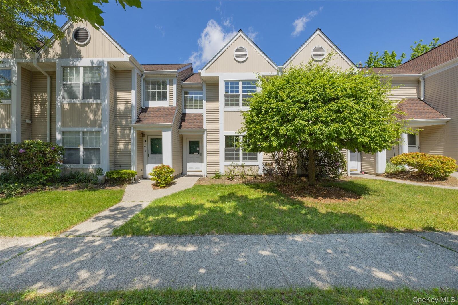 Property Photo: 27 Creekside Circle NY 10977