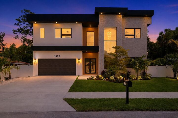 Property Photo:  1870 Jasmine Drive  FL 34239 