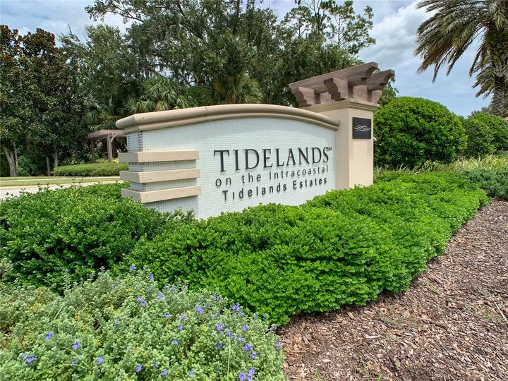 Property Photo:  60 Riverview Bend S 611  FL 32137 