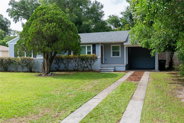 Property Photo: 823 Catalina Drive FL 32771