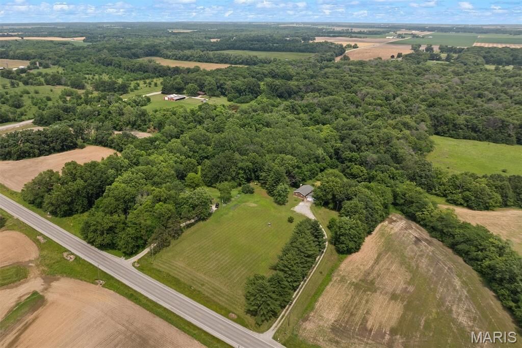 Property Photo: 6300 State Route 4 IL 62097