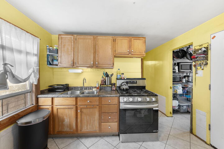 Property Photo:  1916 S 7th St  WI 53204 