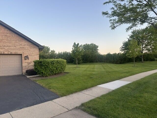 Property Photo: 1767 Pebble Beach Drive IL 60169