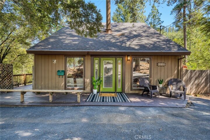 Property Photo:  9260 Hoberg Drive E  CA 95426 