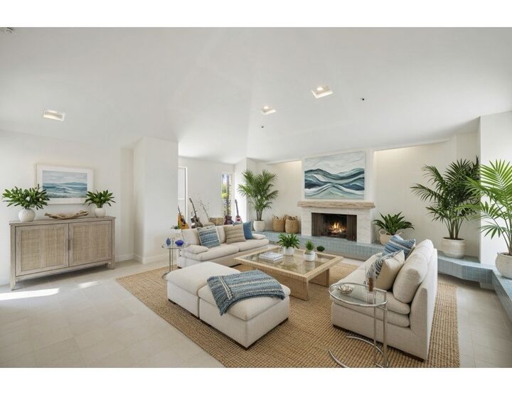 Property Photo: 205 Calle Potranca CA 92672