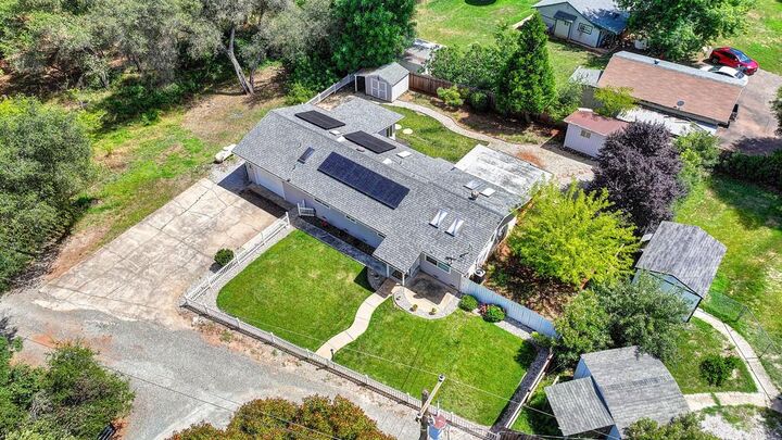 Property Photo: 4020 Tammy Lane CA 95682