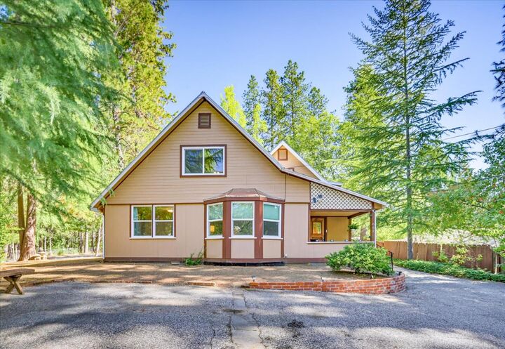 Property Photo:  662 Nevada Street  CA 95959 