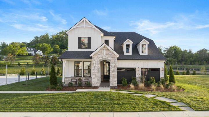 Property Photo:  401 Baronswood Drive  TN 37135 