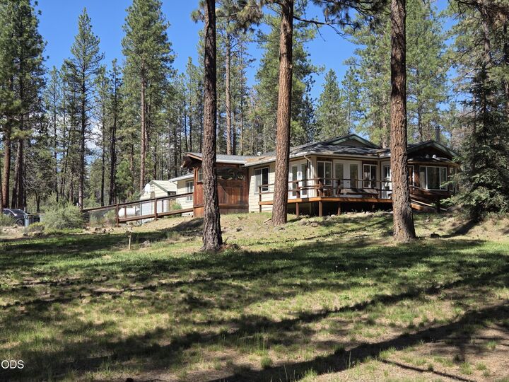 Property Photo:  31710 Spaniel Lane  OR 97623 
