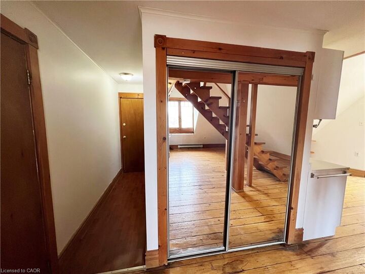 Property Photo:  130 Brown Street 6  ON N3H 5T5 