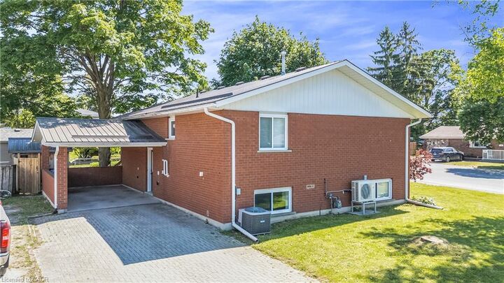 Property Photo: 561 17th Avenue ON N4N 3S3