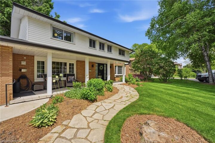 Property Photo:  304 Stone Church Road W  ON L9B 1A4 