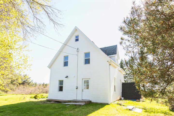 3293 Fort Augustus Road — photo 1