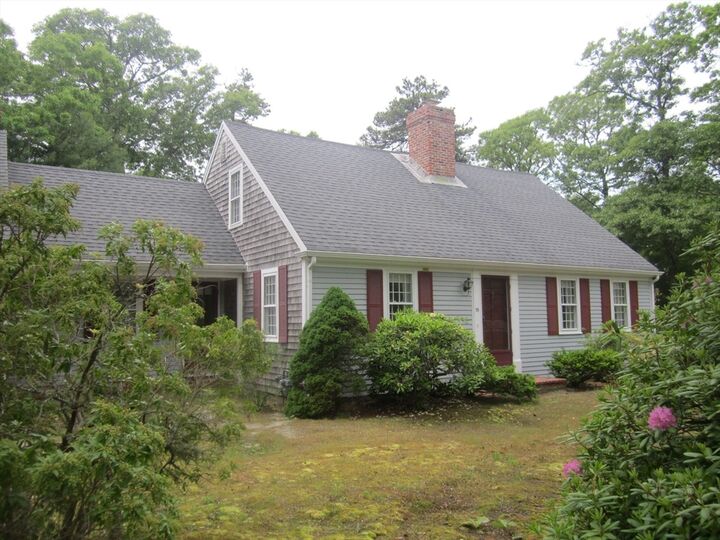 Property Photo:  18 Sturbridge Dr  MA 02653 