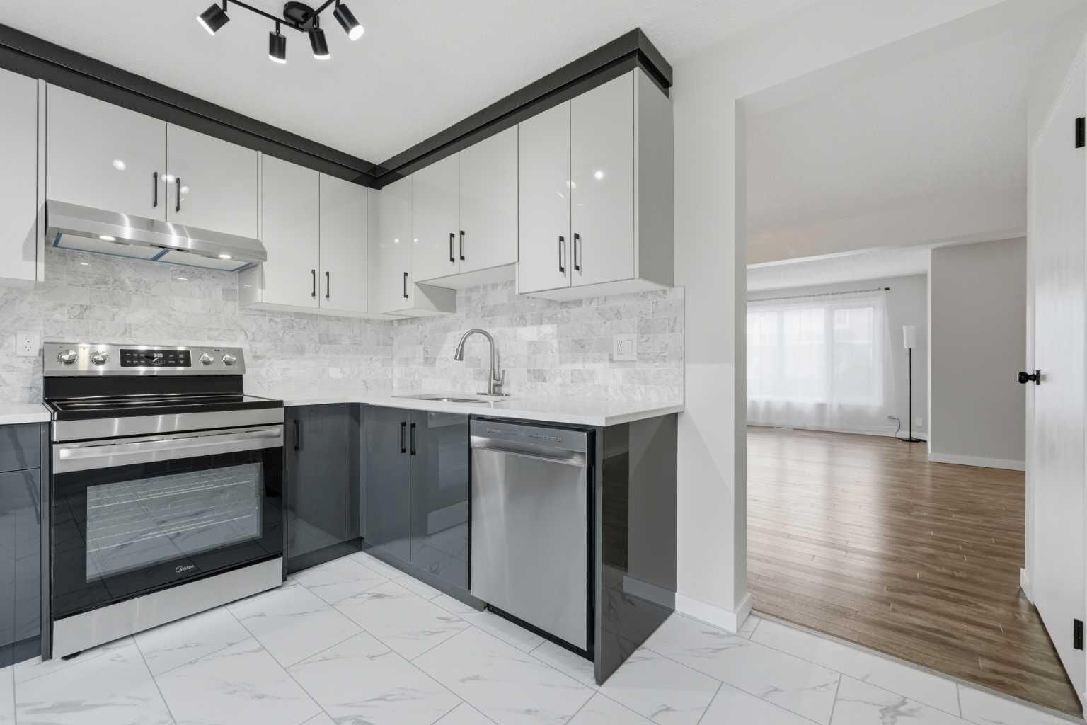 Photo de la propriété: 36 Falconer Terrace NE AB T3J 1W4