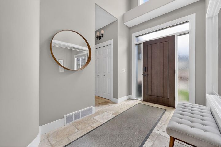 Property Photo: 46 Simcrest Manor SW AB T3H 4K2