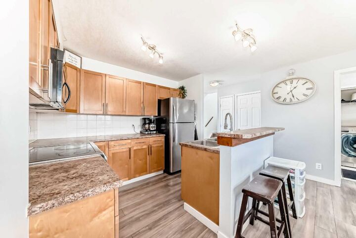 Property Photo: 1552 McAlpine Street AB T0M 0N0