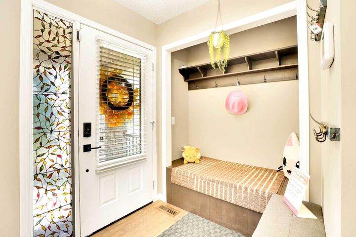 Property Photo:  174 Windstone Avenue SW  AB T4B 3R3 