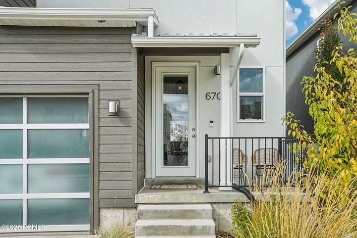 Property Photo:  6705 Serviceberry Drive  UT 84098 