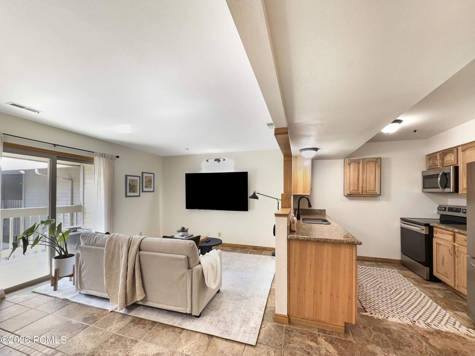 Property Photo: 1690 Upper Ironhorse Road Unit 7 UT 84060
