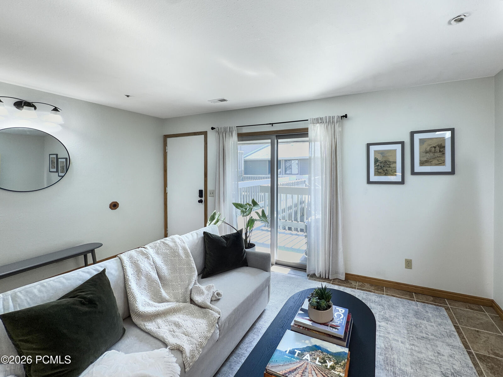 Property Photo:  1690 Upper Ironhorse Road Unit 7  UT 84060 