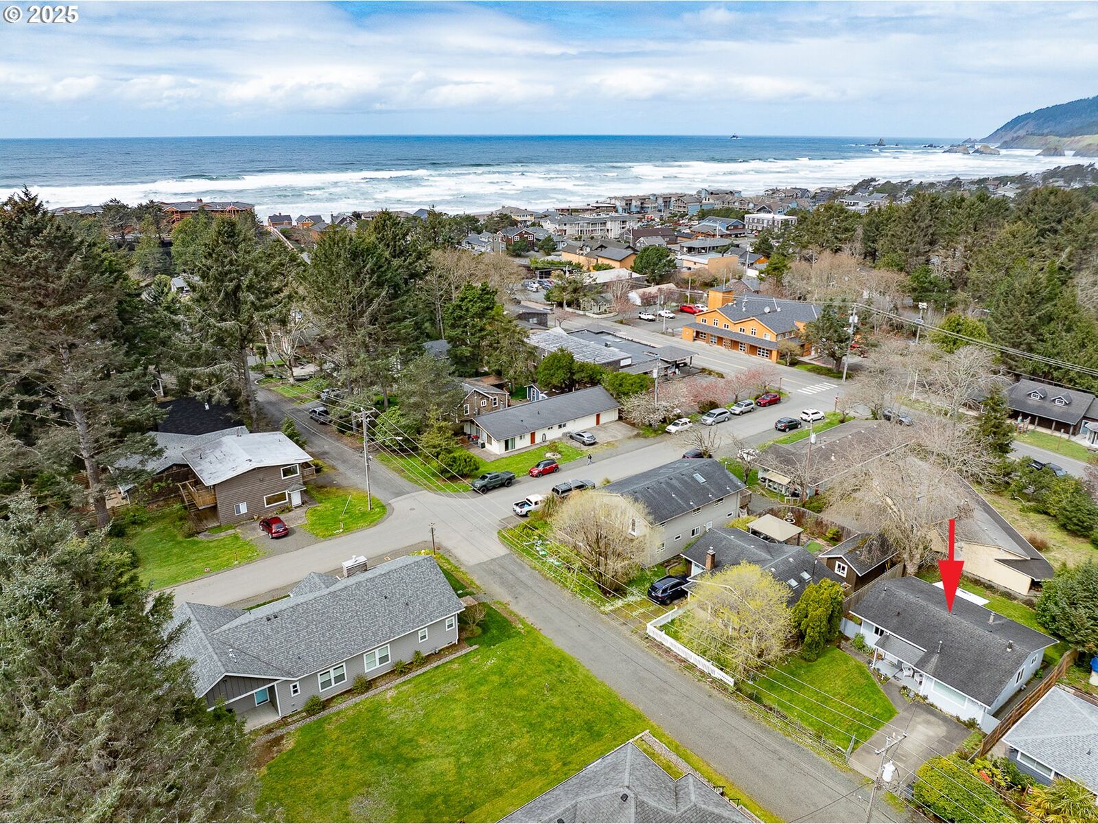 Property Photo:  264 Elliott Way  OR 97110 