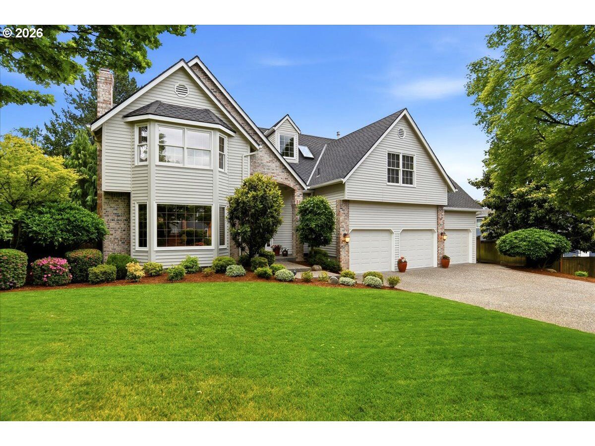 Property Photo:  14590 SW Peachtree Dr  OR 97224 