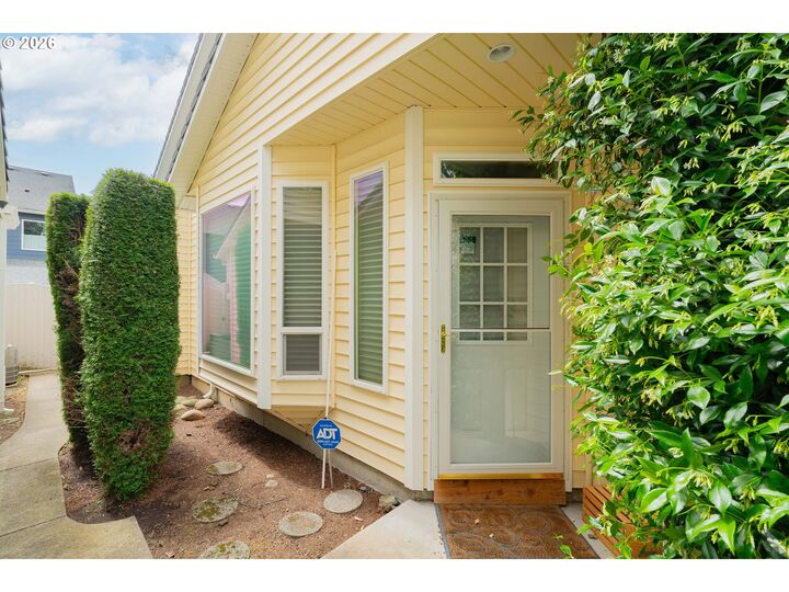 Property Photo:  8007 NE 21st Way  WA 98664 