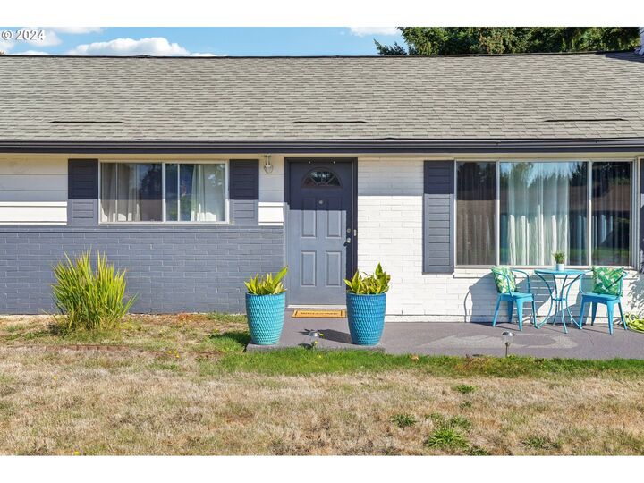 Property Photo: 8400 NE Royal St WA 98662