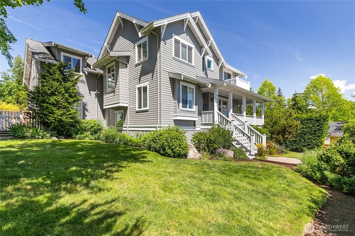 Property Photo:  4203  Academy Street  WA 98226 