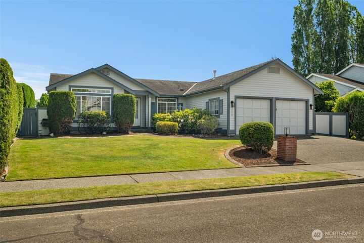 Property Photo: 3050 Chelsea Lane WA 98022