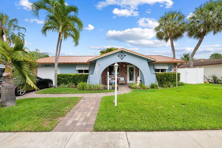 Property Photo: 6816 NW 28th Terrace FL 33309