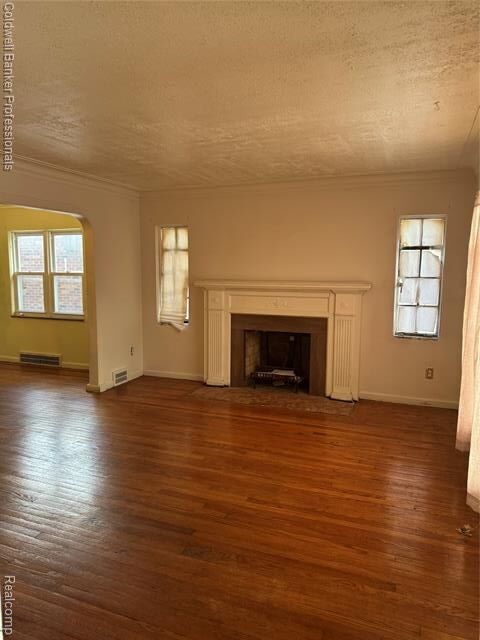 Property Photo: 4046 Tyler-Lower Street MI 48238
