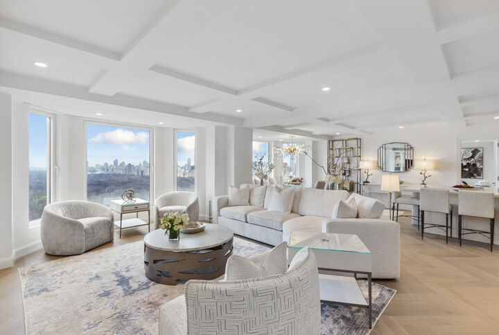 Property Photo:  160 Central Park S 2501  NY 10019 