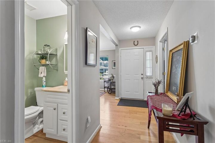 Property Photo: 709 Robin Hood Dr VA 23693