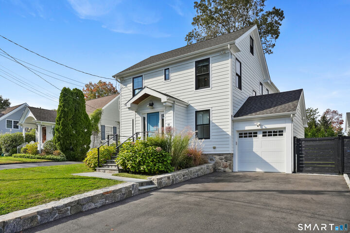 Property Photo:  43 Crystal Street  CT 06840 